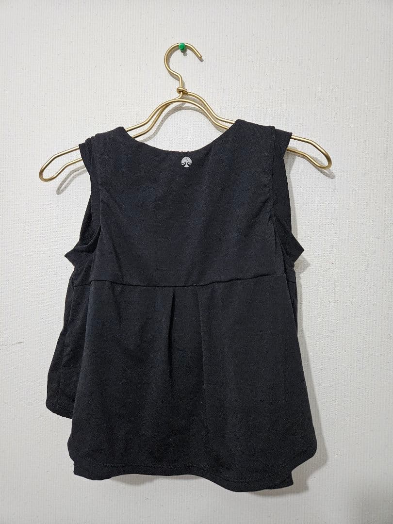 SUKALA　ショートフレアタンクトップ　カップ付き　スカーラ　Sサイズ　黒
