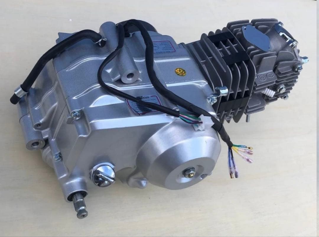 新品遠心クラッチ125CCエンジン カブ修理交換用 6コイル12Vキック始動