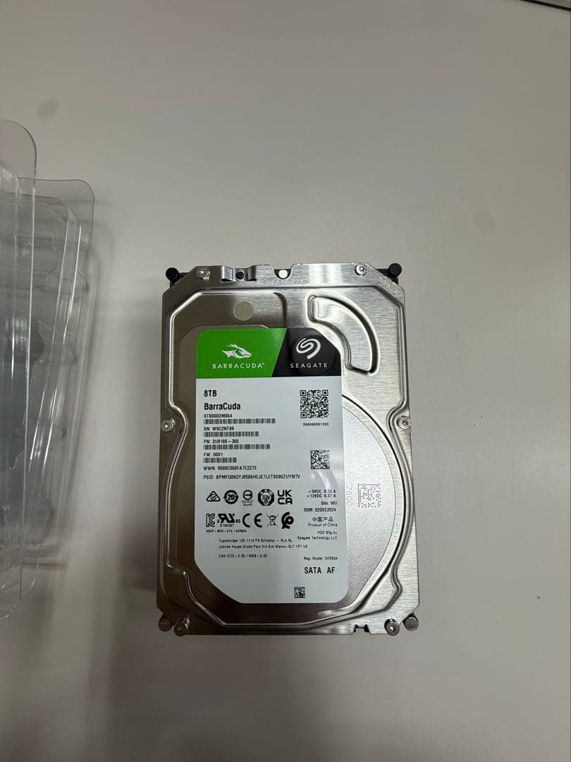 使用時間少 Seagate Barracuda 8TB 内蔵型ハードディスク