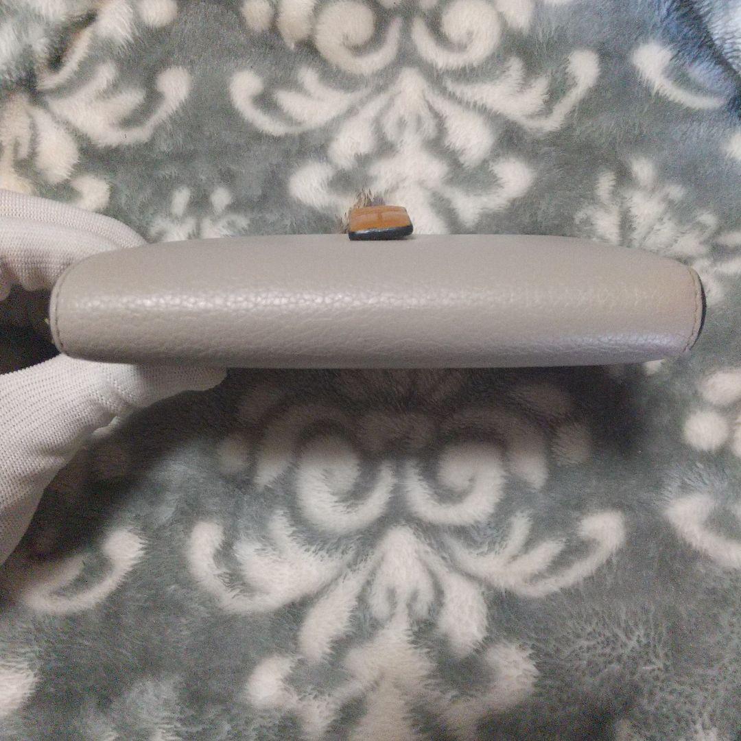 ロエベLOEWEバーティカルウォレット　グレージュ