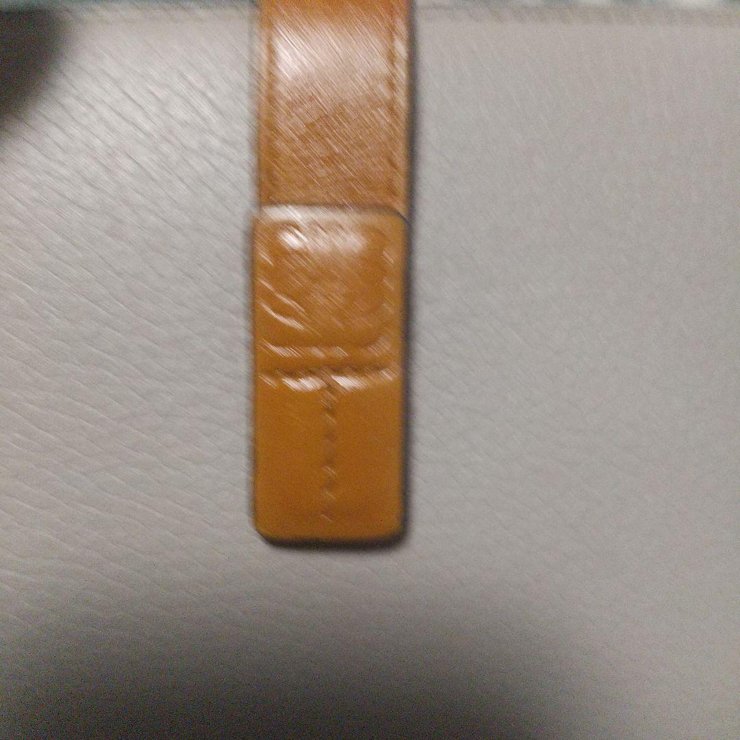 ロエベLOEWEバーティカルウォレット　グレージュ