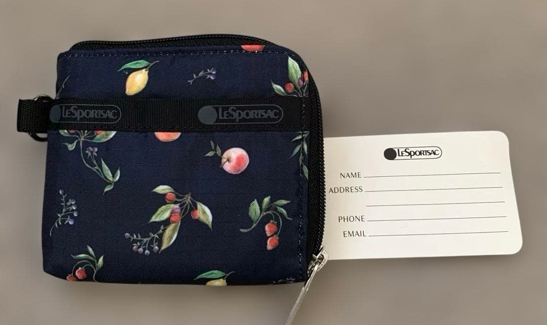 ☆レスポートサック☆　新品未使用 SLIM WALLET　フルーツ柄
