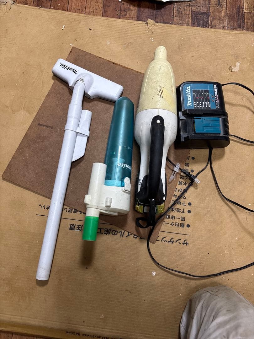 Makita コードレス掃除機 DC18SD
