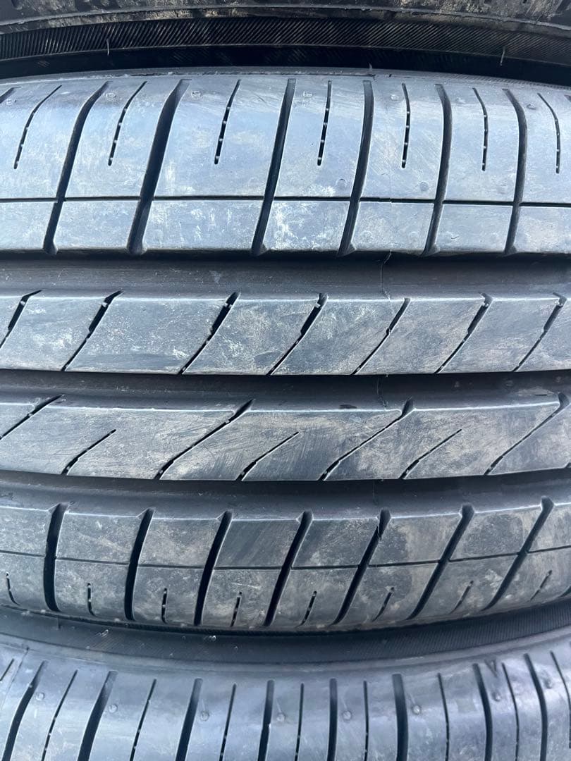 マーキス　CST mr61 175/70r14 22年製　イボ付き　バリ山