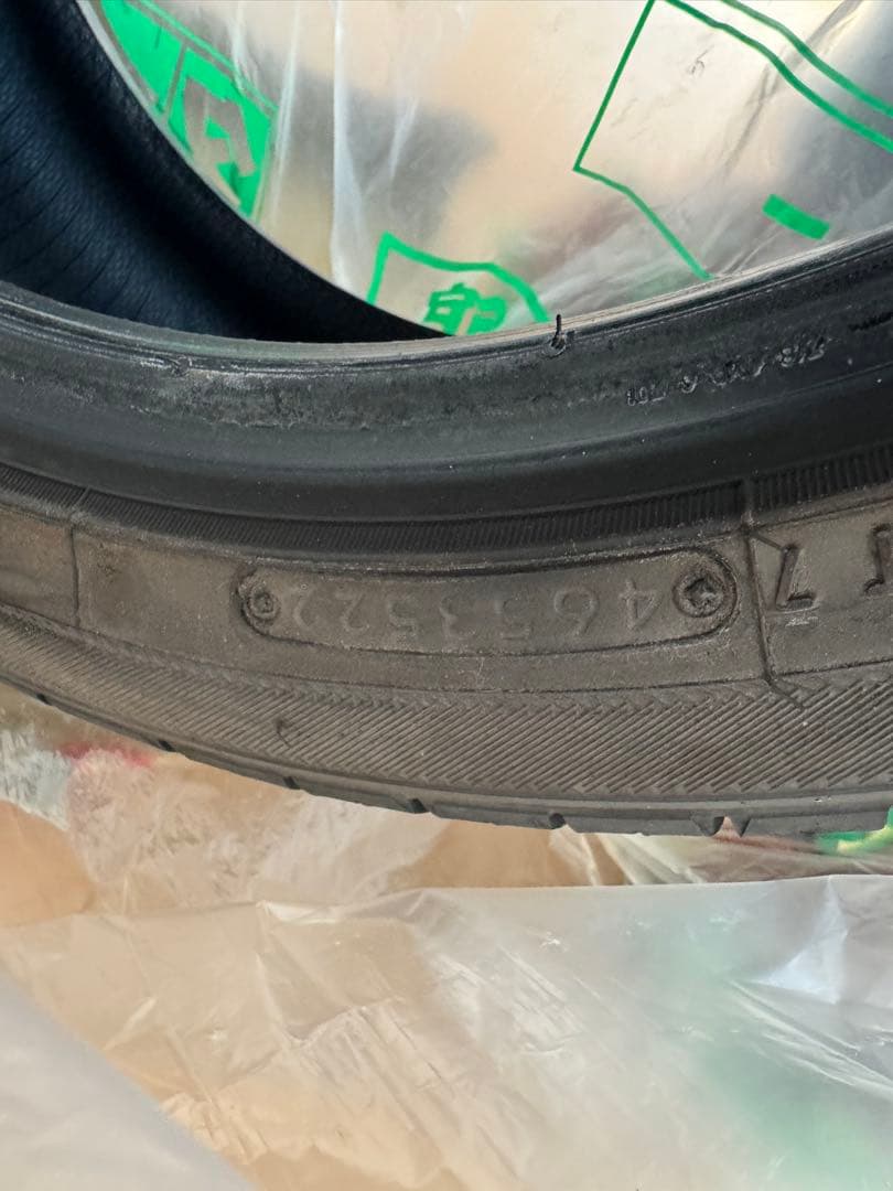 Toyo 225/40R18 タイヤ　2本セット