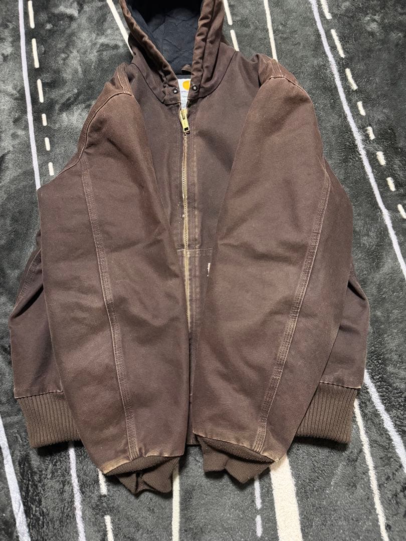 ‼️【フェード】Carhartt アクティブジャケットJ30 DKB