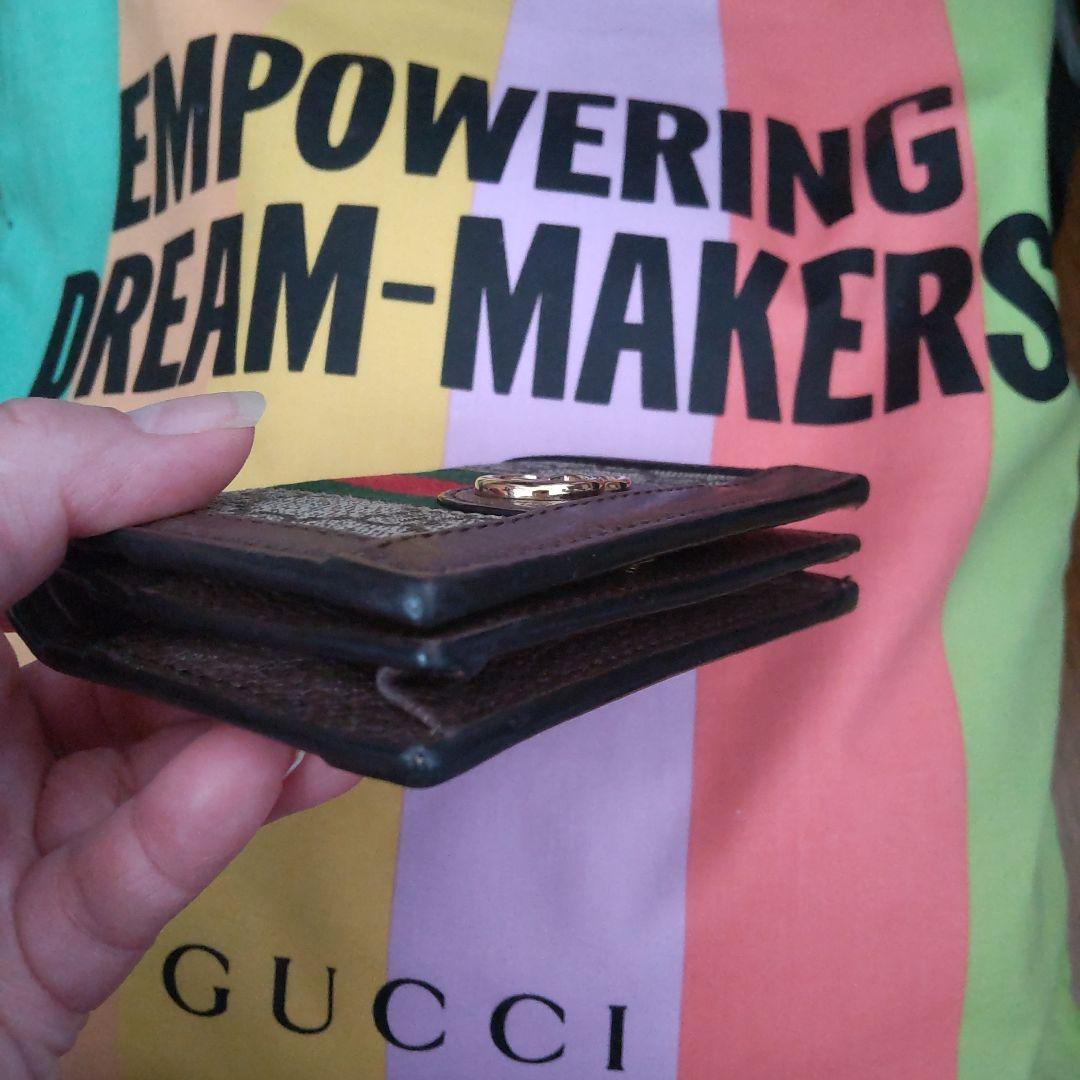 美品　GUCCI 二折り財布