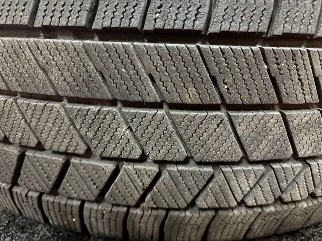 BRIDGESTONE BLIZZAK スタッドレスタイヤ 195/65R16