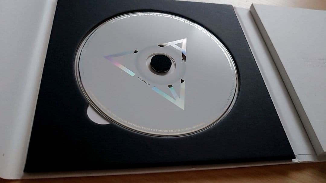 TAEMIN テミン ACE 直筆サイン入りCD