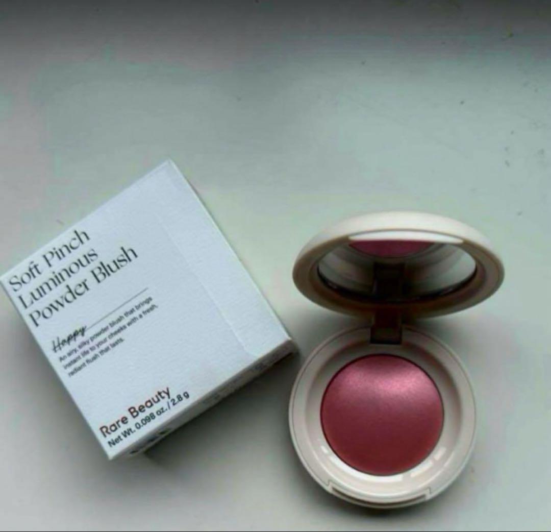 【新品未使用】Rare Beauty チークHappy