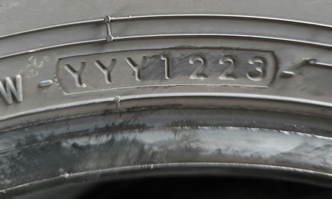 165/70R14YOKOHAMA BluEarth ES32 バリ溝4本セット