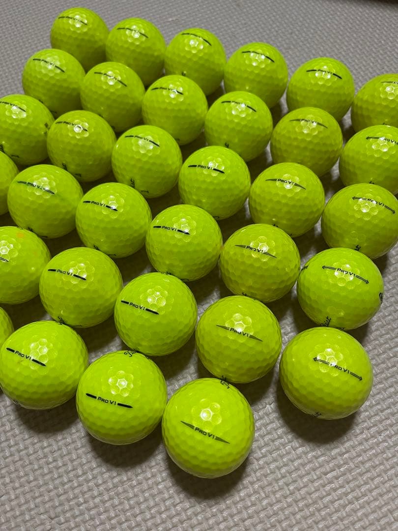 美品　Titleist Pro V1 蛍光イエロー　ロストボール35個