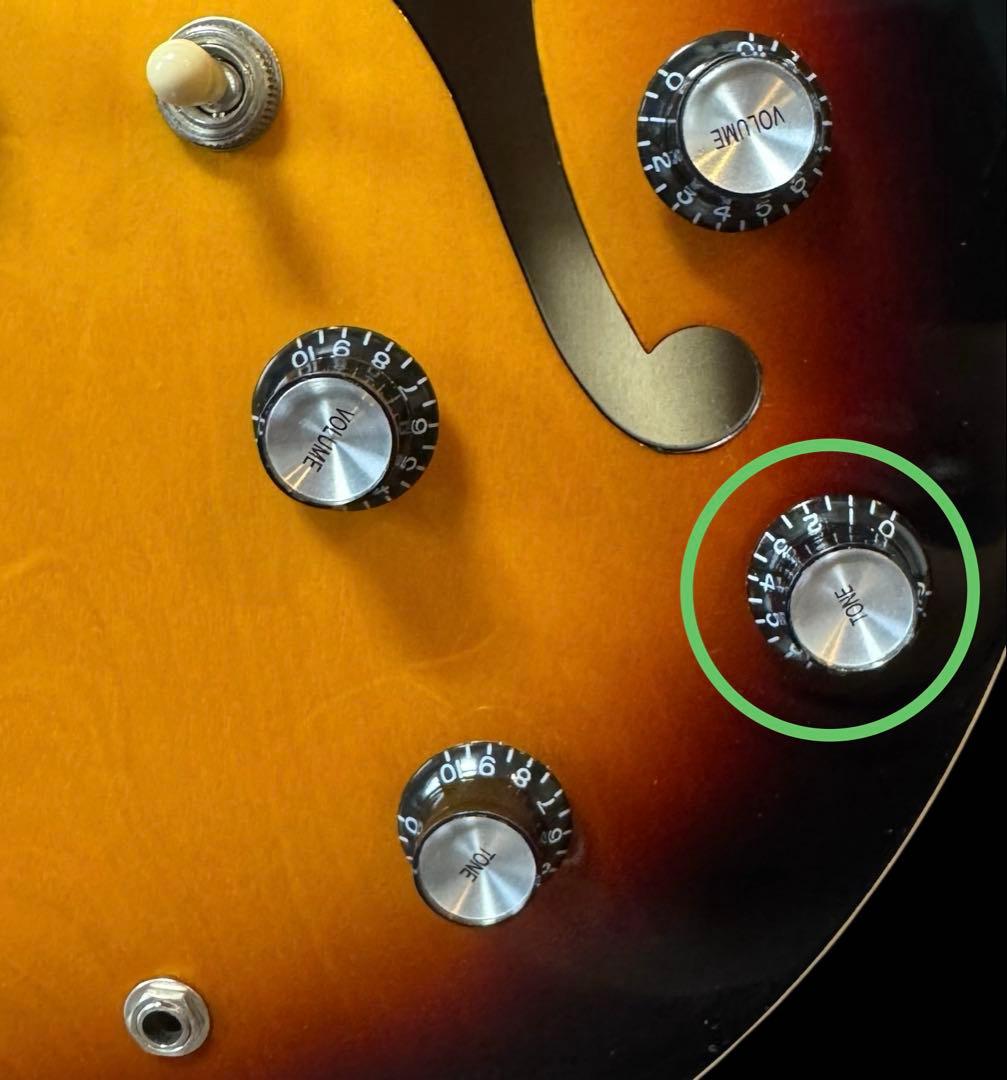 Epiphone セミアコ サンバースト