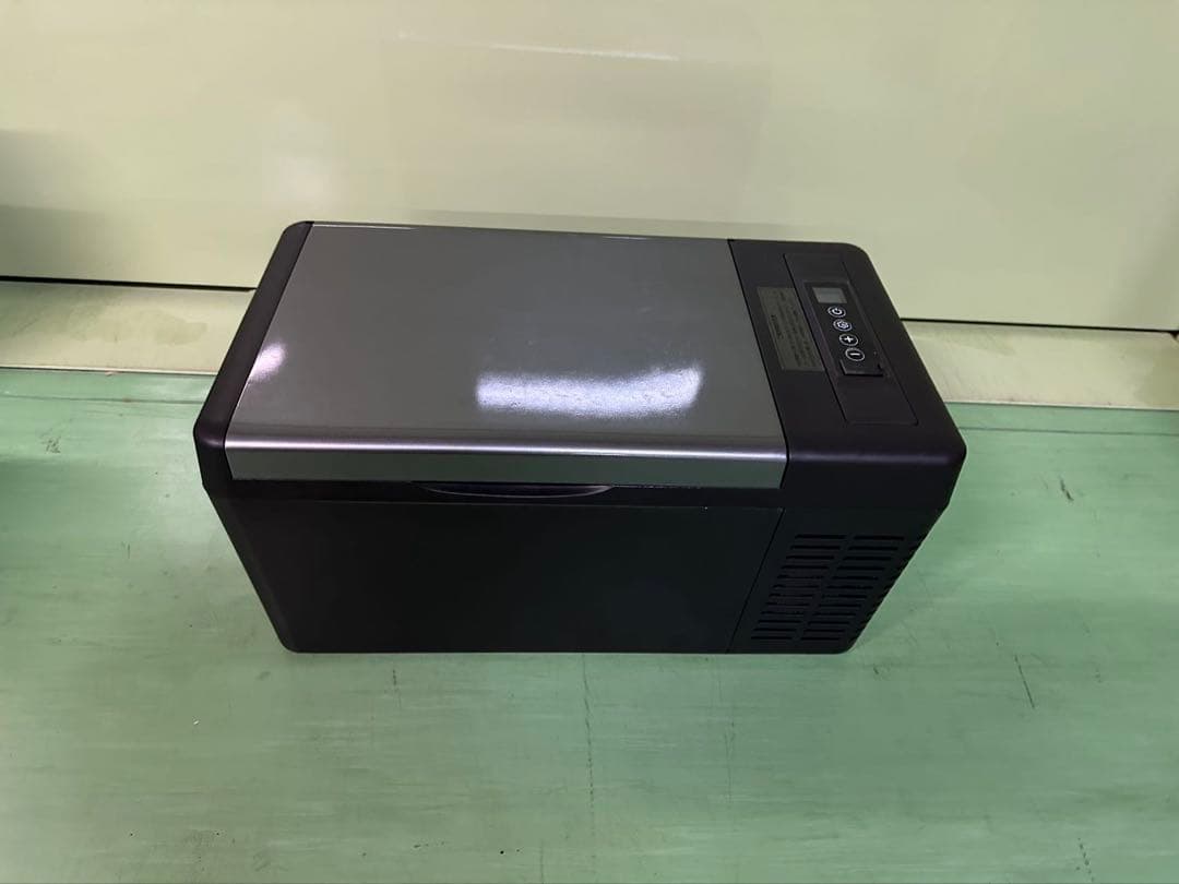 18L車載冷蔵庫18L -22℃〜10℃ 60W 12V/24V車に対応
