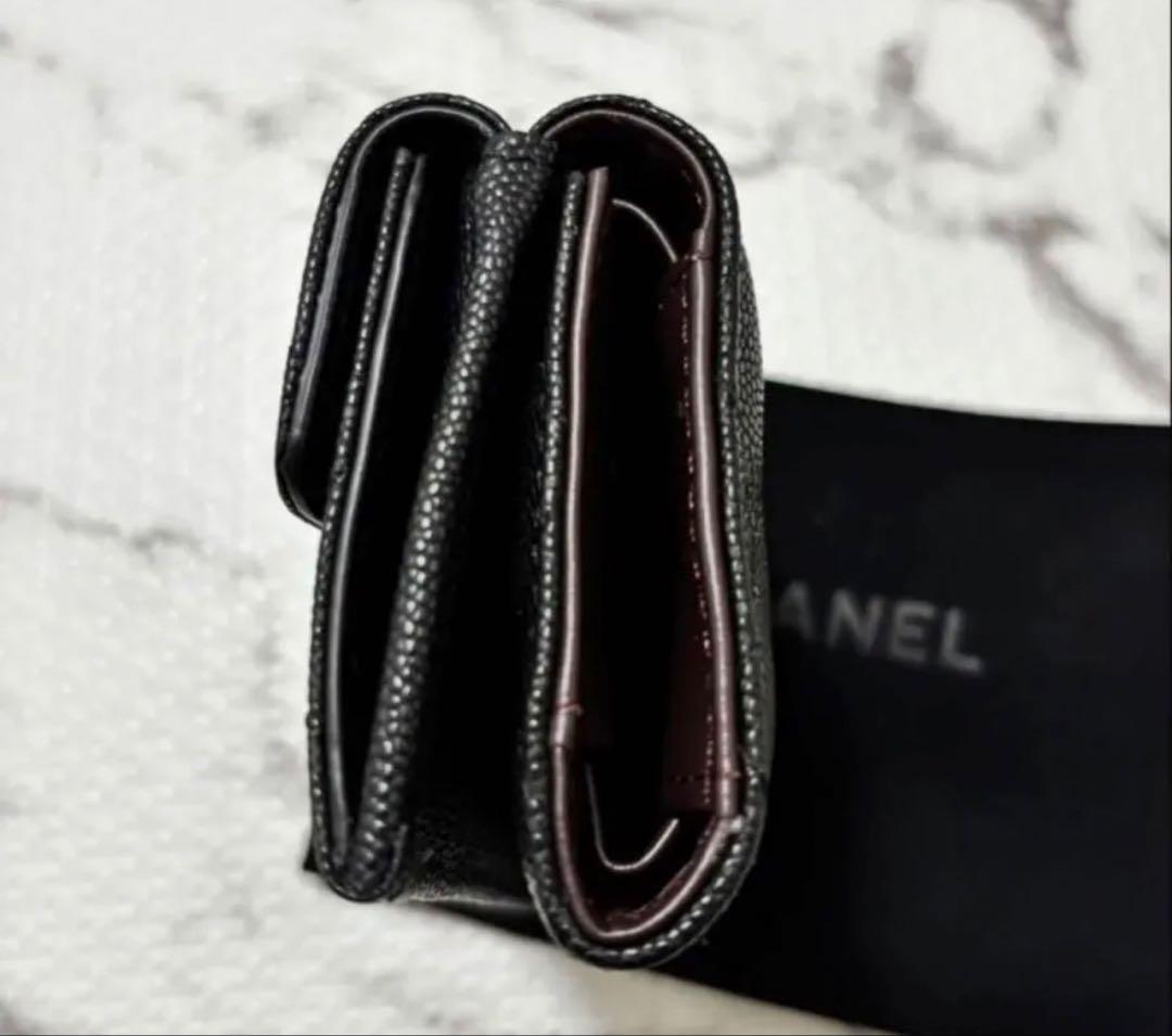 CHANEL スモールフラップ　ブラック 三つ折り財布　キャビアスキン