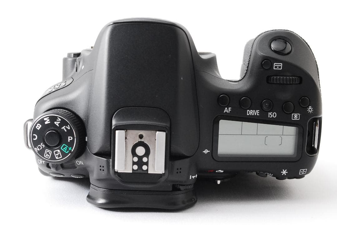 美品 キャノン EOS 70D Wi-Fi スマホ転送OK 一眼レフ 手ぶれ補正