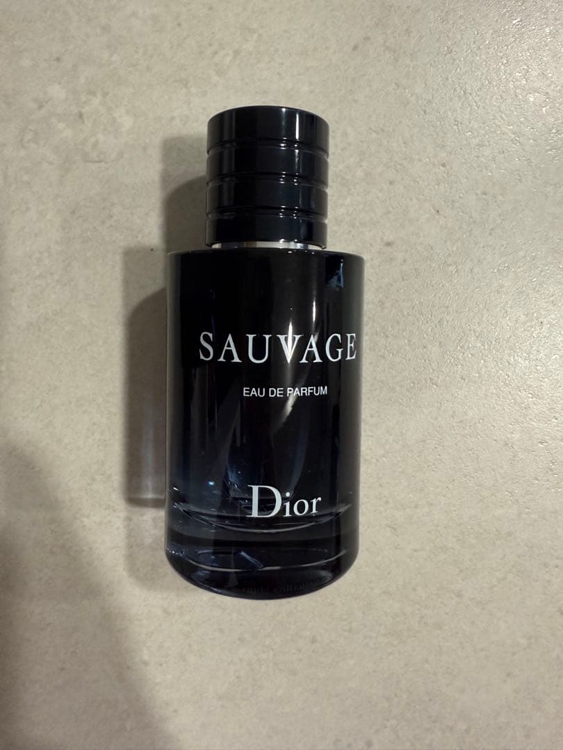香水(男性用) dior sauvage EAU DE PARFUM