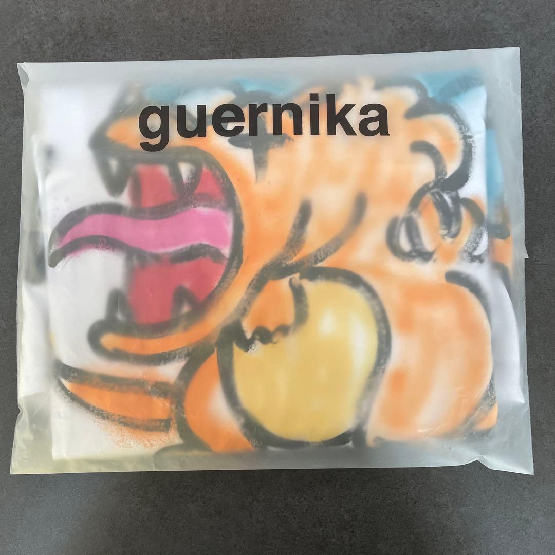 タグ付き guernika ポケモン リザードン 白Tシャツ