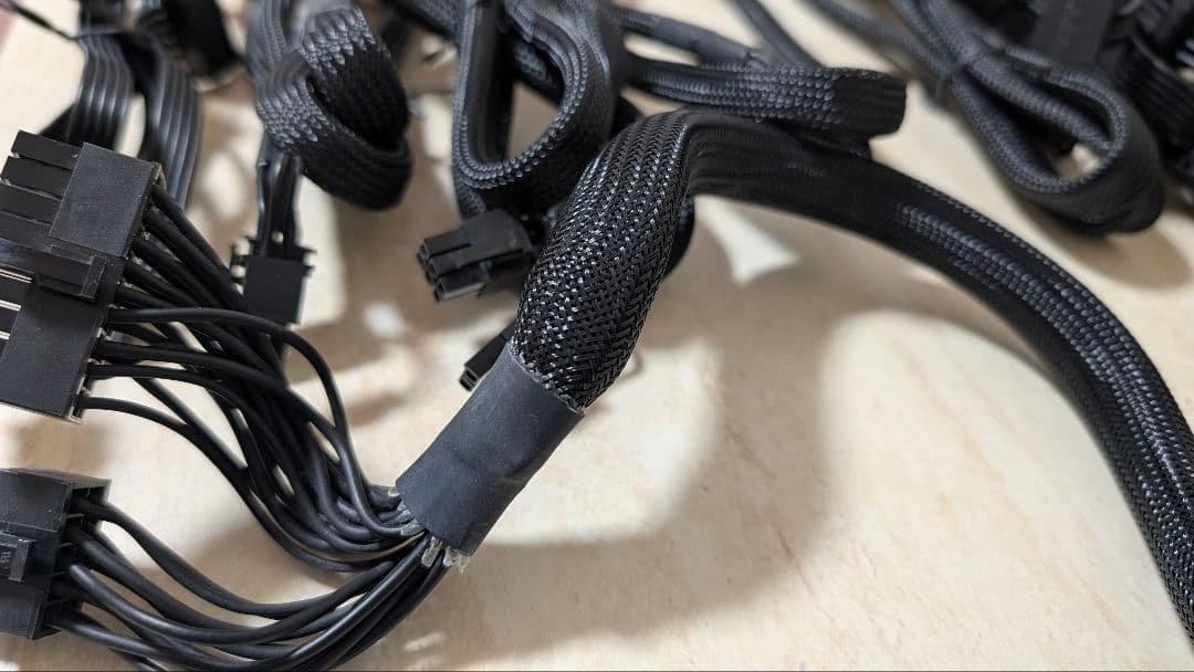 CORSAIR RM750x 750W 電源ユニット