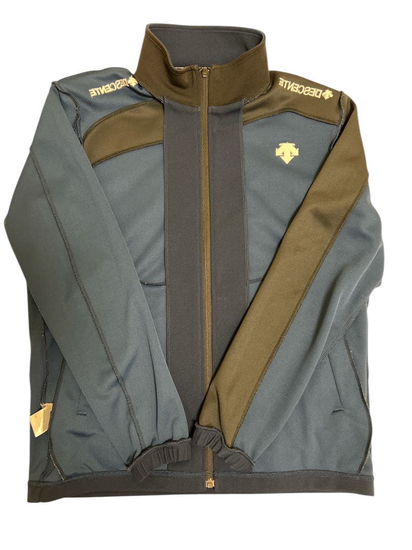 デサント（DESCENTE）トレーニングウェア上下セット Mサイズ