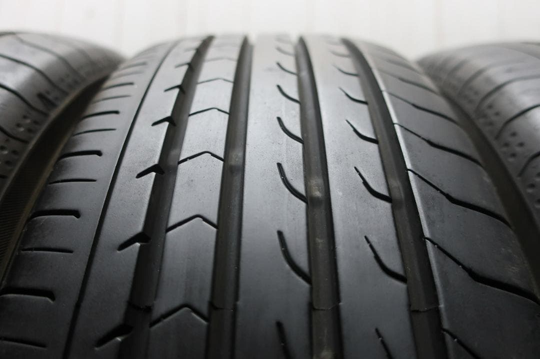 おとみ様送料込　ヨコハマ　ブルーアース　RV03　195/60R16　国産　4本
