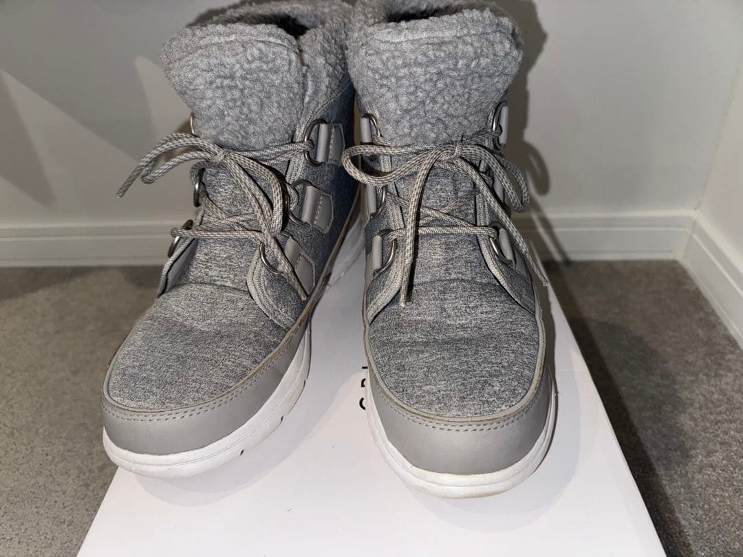 SOREL グレー 冬用ブーツ