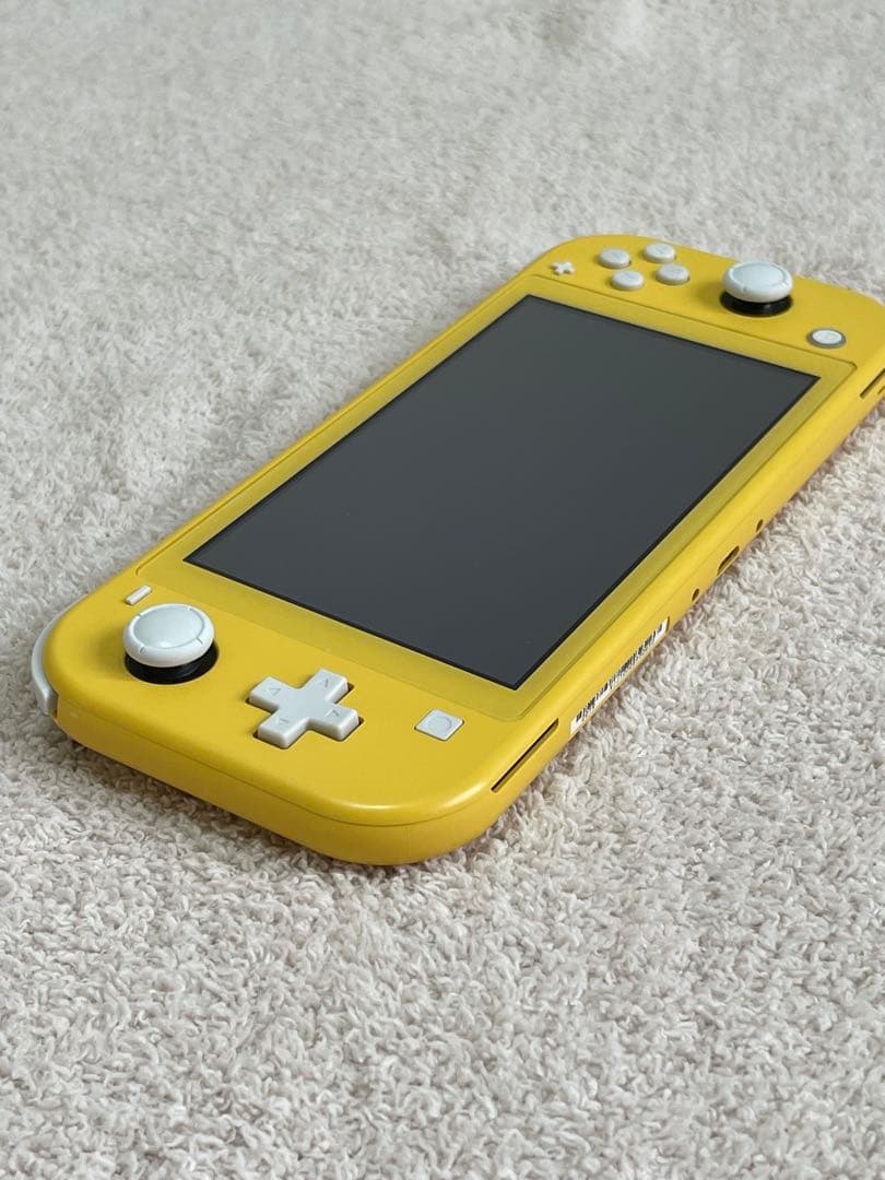 Nintendo Switch Lite イエロー　(本体のみ)