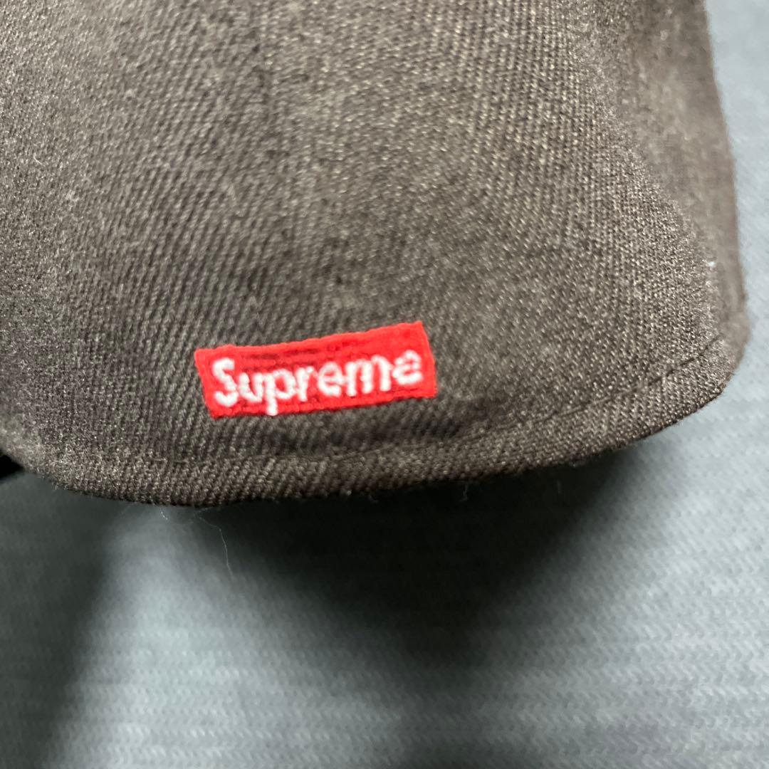 supremeキャップ New Era