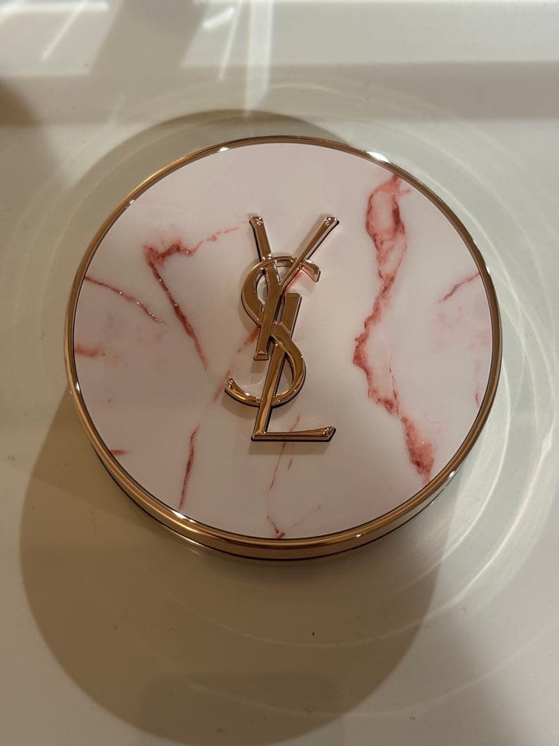 YSL クッションファンデーション 2個