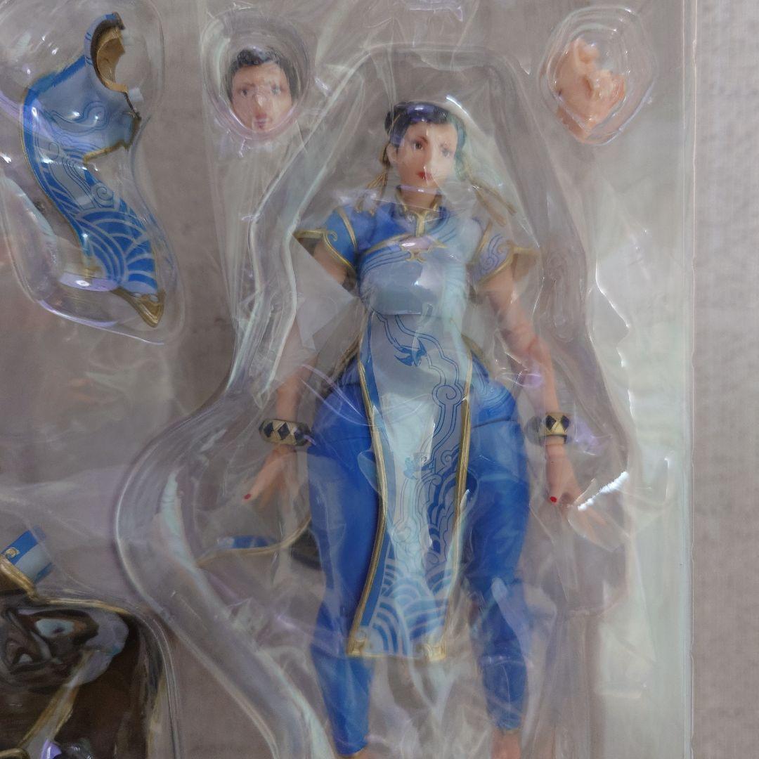 REVOLTECH CHUN-LI フィギュア
