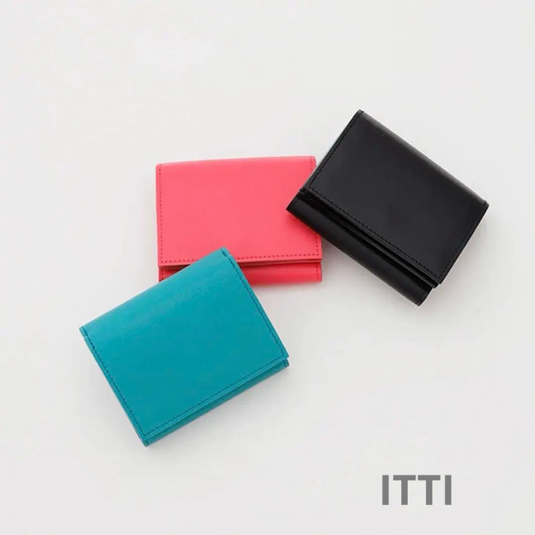【未使用品】ITTI 人気色エメラルドカラー三つ折り財布CRISTY VERY