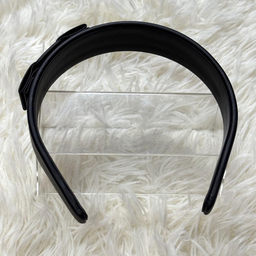 箱付き美品✨フェラガモ カチューシャ ヴァラリボン レザー ブラック 黒