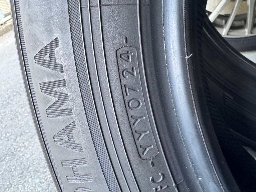 ヨコハマ 225/60R17 タイヤ 4本セット