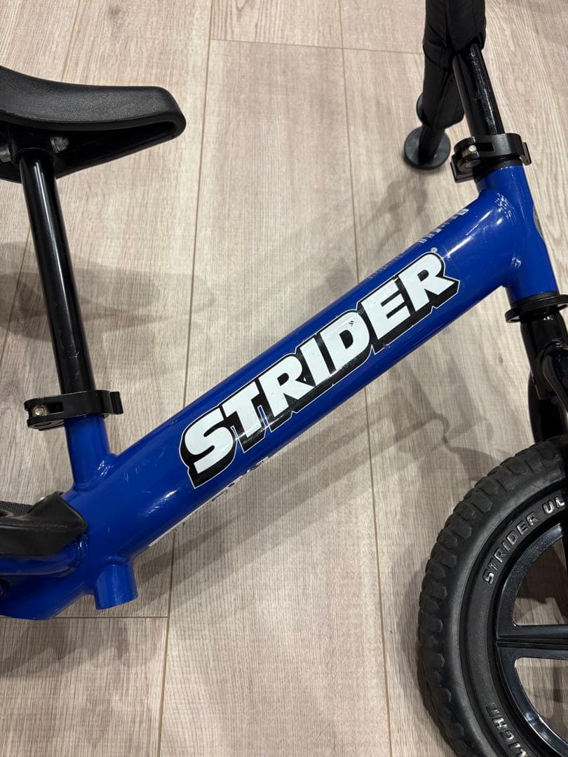 【人気】STRIDER バランスバイク ブルー　12インチ SPORT スポーツ