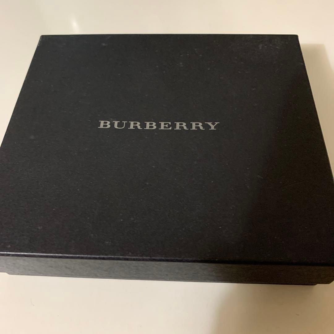 【美品】BURBERRY バーバリー 2つ折 Wホック 財布 ノバチェック