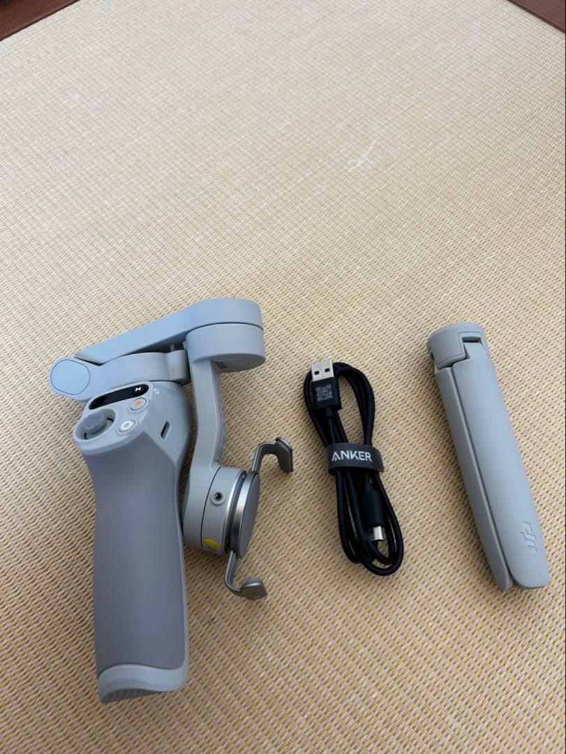 【ジンバル】DJI Osmo Mobile SE