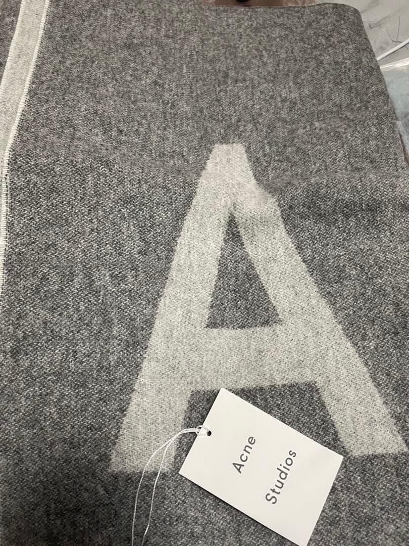 【新品未使用】Acne Studios ウールマフラー　スカーフ