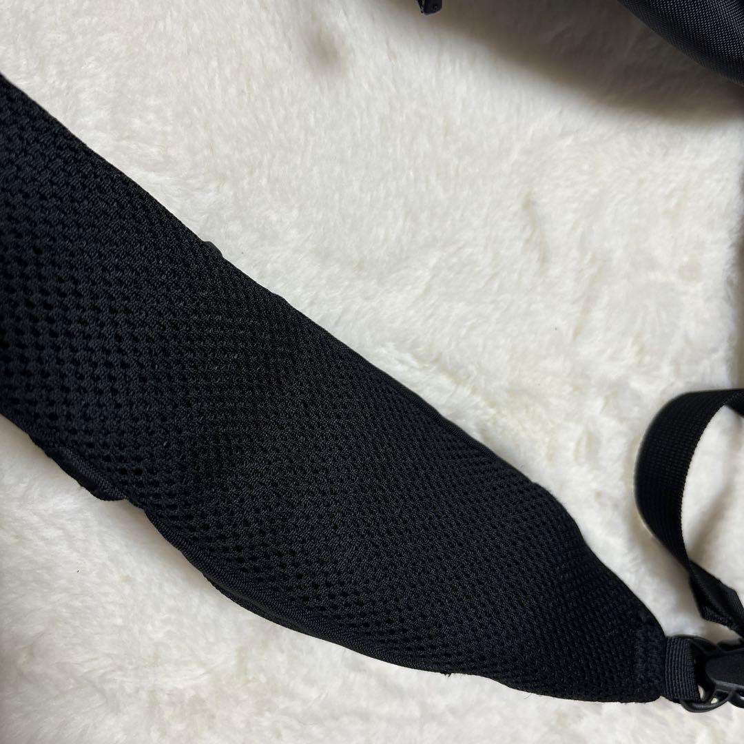 Patagonia パタゴニア　ボディバッグ