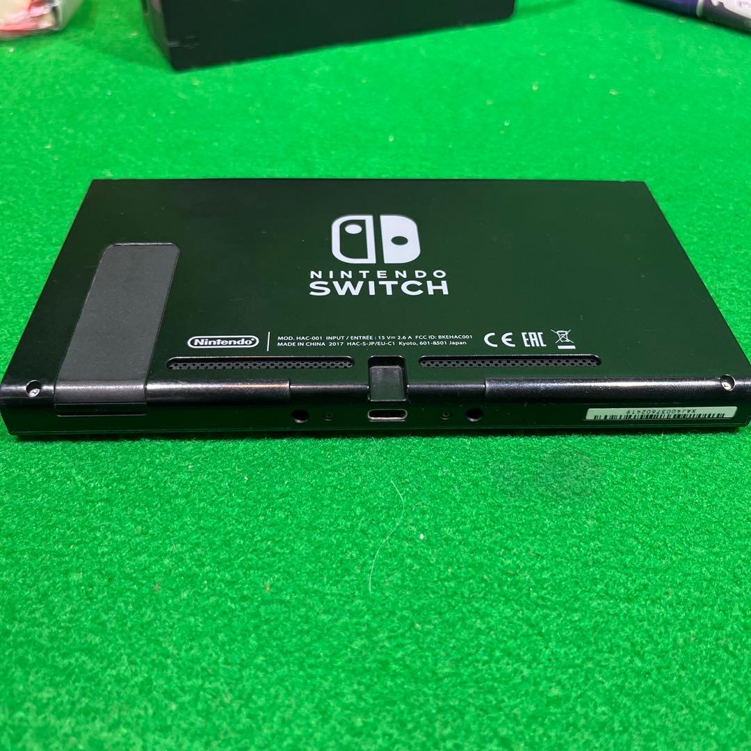 Nintendo Switch 本体のみ　ドッグ付き