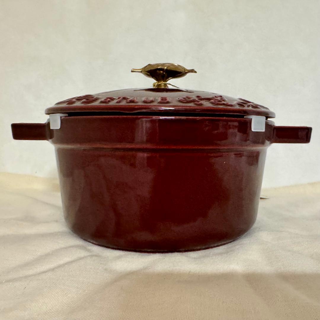 staub ストウブ トゥモローランド20cm ココット グレナディンレッド