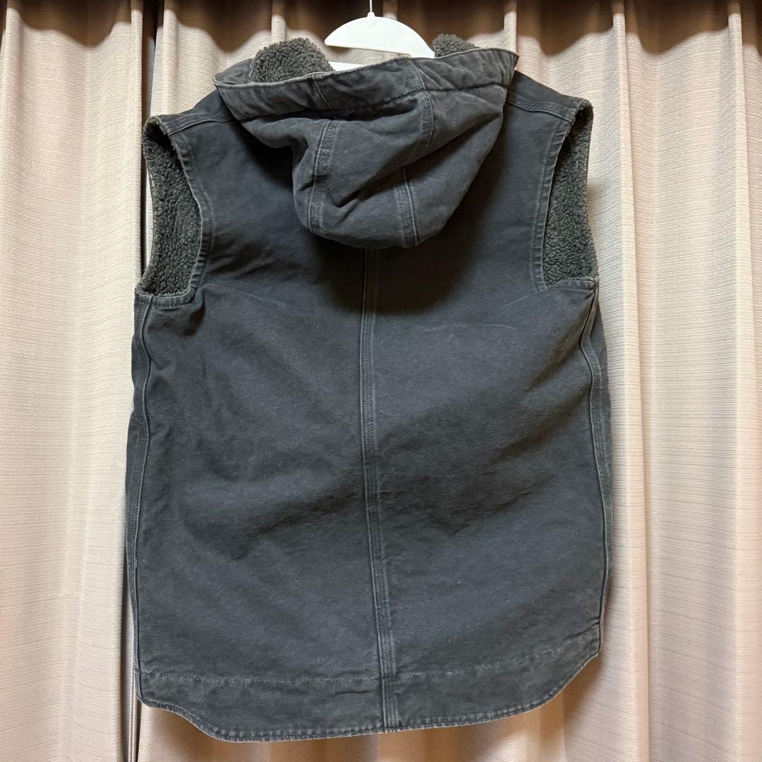 Carhartt ベスト フード付き
