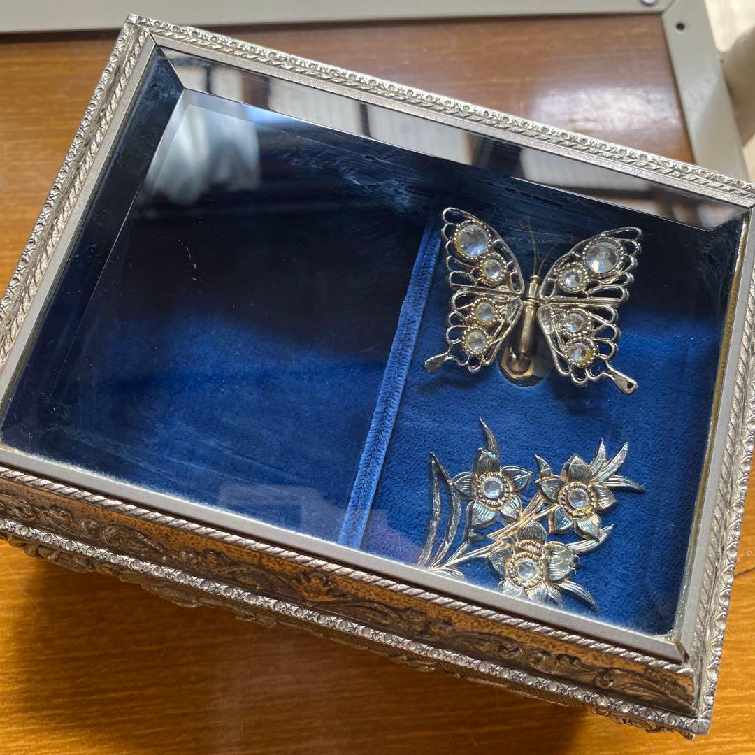 小樽オルゴール堂　アンチモニーBOX 蝶々　オルゴール　宝石箱