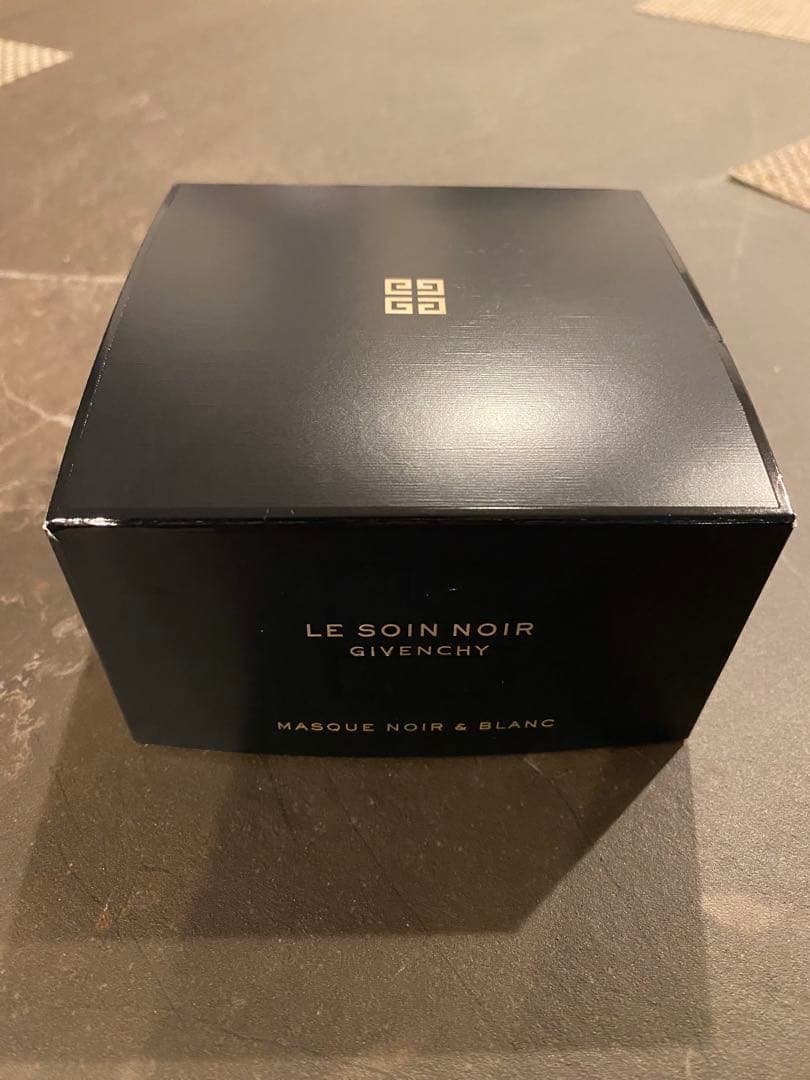 新品 ジバンシー ソワンノワールブランマスクN クリーム 基礎化粧品