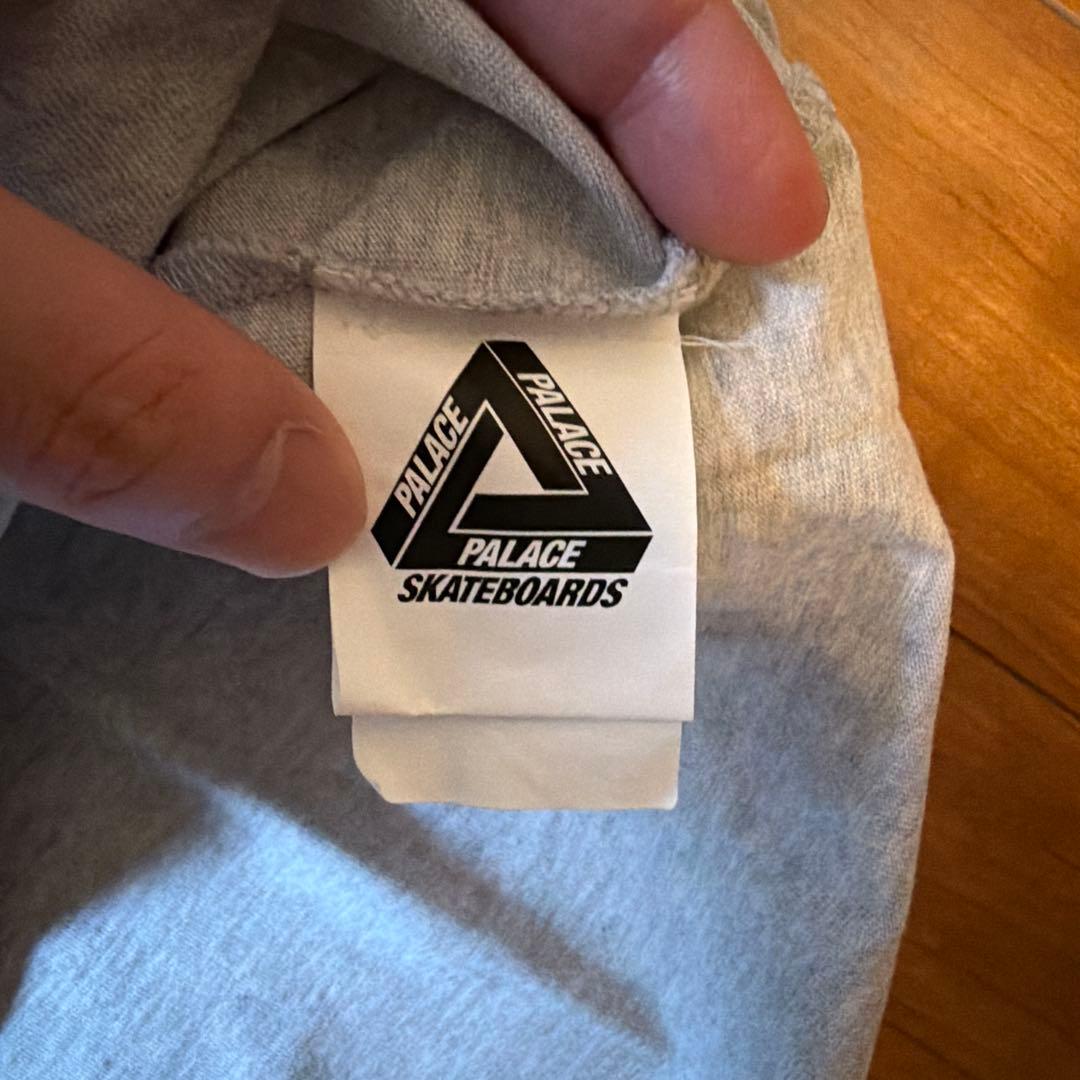palace ブルドッグTシャツ