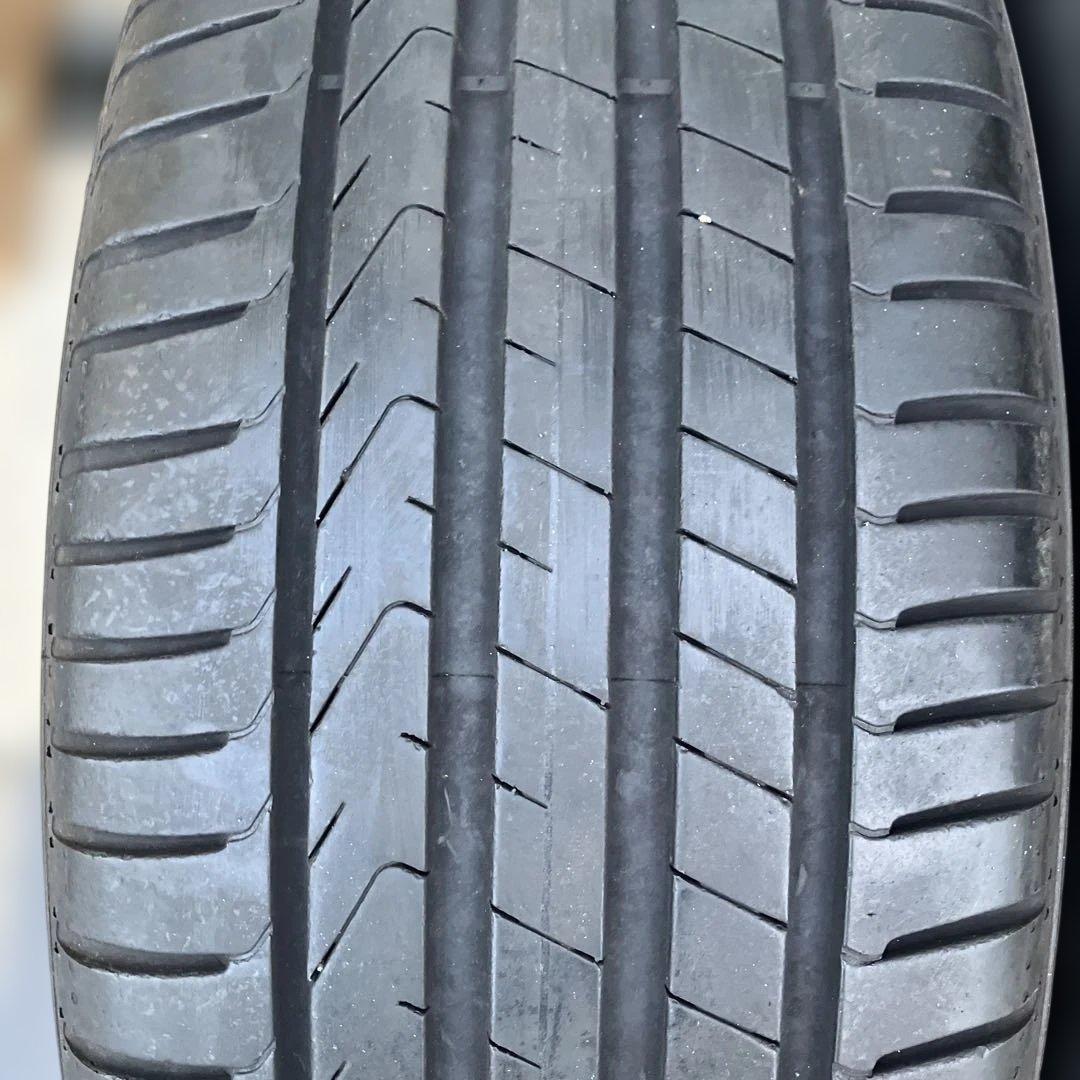 ピレリ CintuRato P7 225/50R18 22年製 4本セット