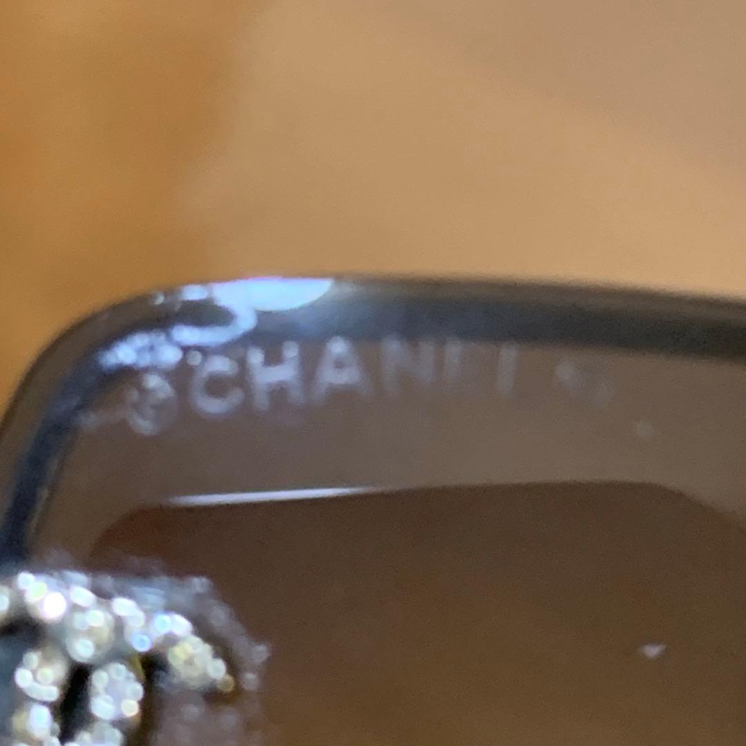 CHANELラインストーン付きココマークサングラス「4093-B」