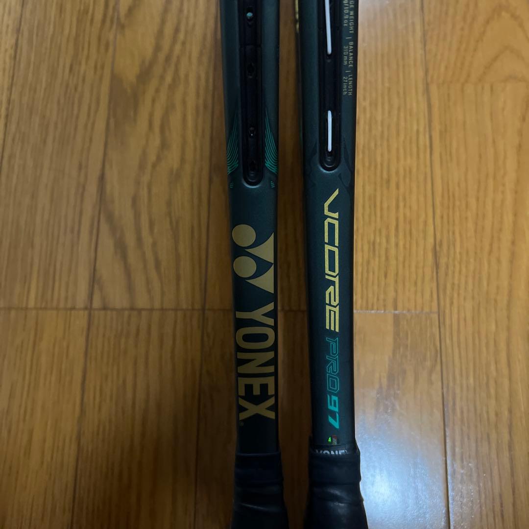 YONEX VCORE PRO97テニスラケット