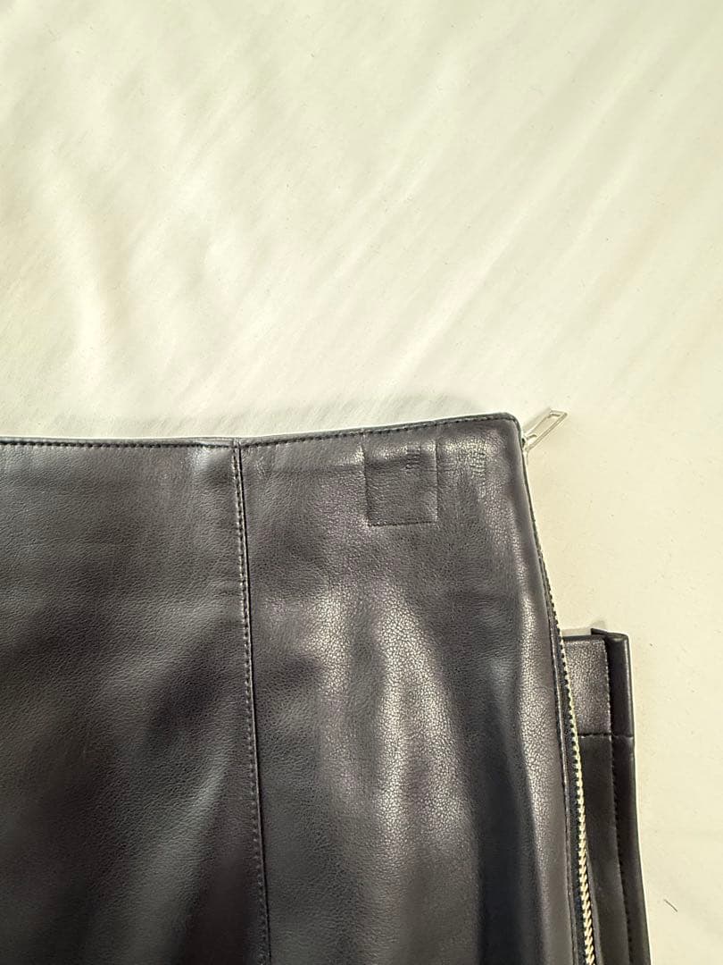 MACPHEE レザーライクIラインスカート