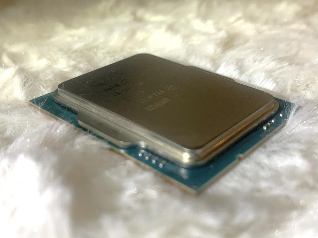Intel Core i3-12100F 12世代 CPU
