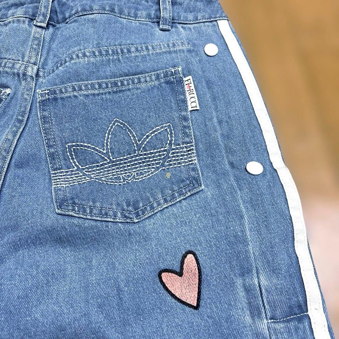 adidas Fiorucci ワイドレッグレアデニム新品L。